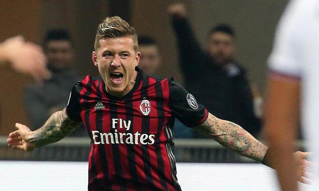  AC米兰青年军爆发主场四球横扫紫百合  