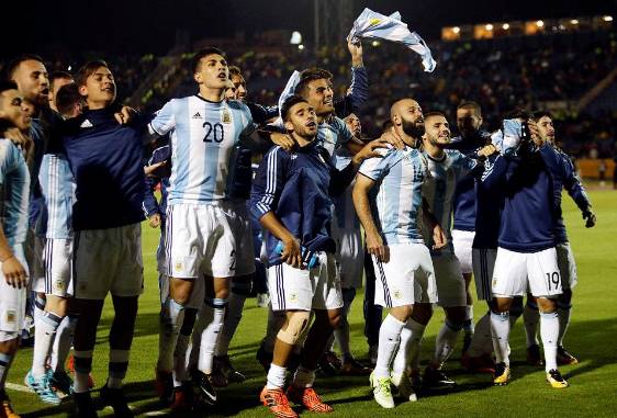  热那亚顽强防守客场抢得宝贵一分  