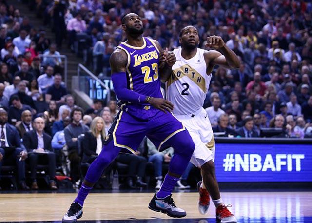  曼联年轻中场梅努世界波绝杀狼队取三分  